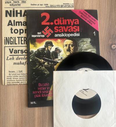 1939 Cumhuriyet Gazetesi Özel Eki: Nazi İmparatorluğu Dergisi ve Orjinal Plak Hitler’in kendi Sesinden (Nadir Tarihi Belge)